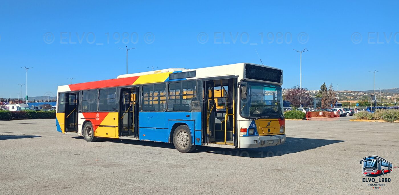 Χώρος Αναμονής επιβατικού κοινού στον προσωρινο σταθμό. 